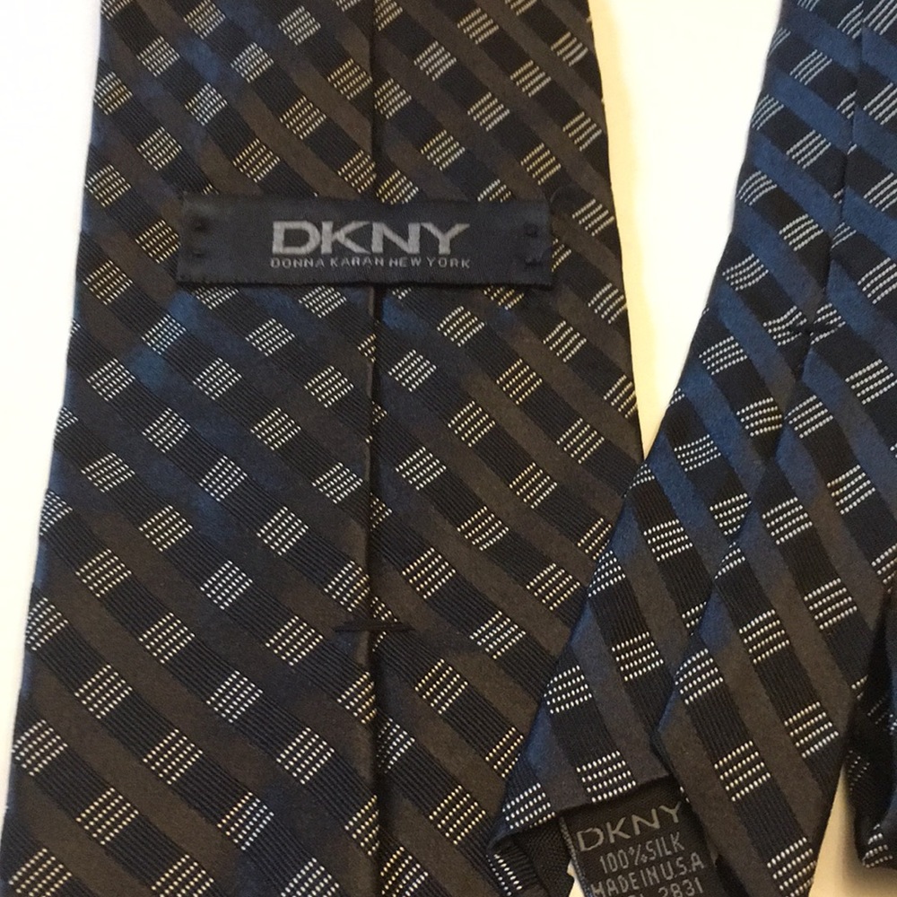 DKNY silk tie